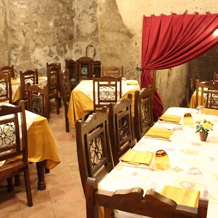 San Leo Ξενοδοχείο