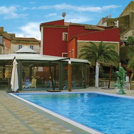 San Leo 4*